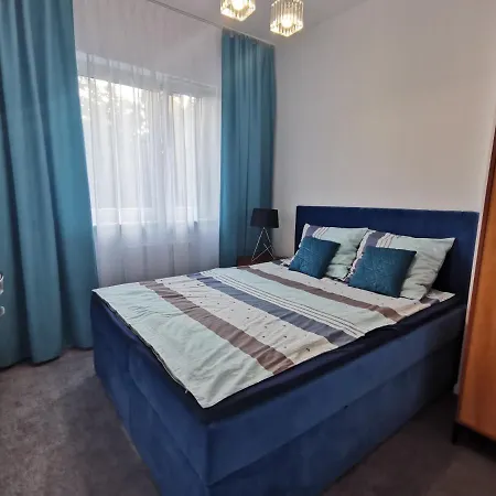 Apartman Apartamenty, I U Agi *