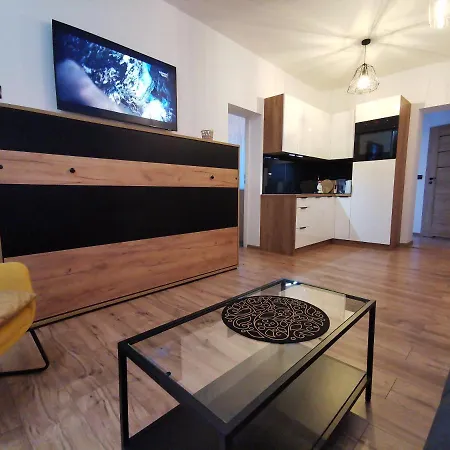 Apartamenty, I U Agi *